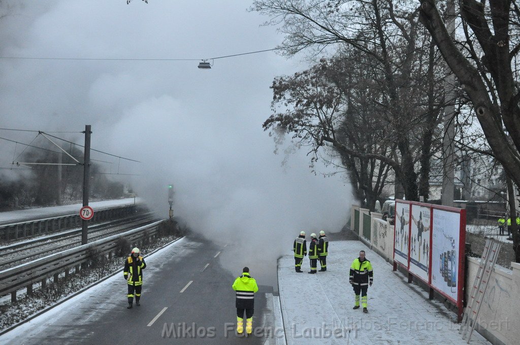 Fernwaermerohr geplatz Koeln Riehl Boltesternstr P045.JPG